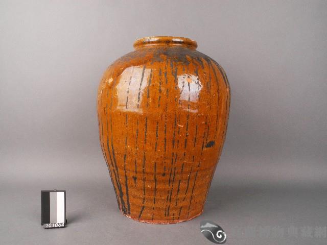 赤釉甕藏品圖，第1張