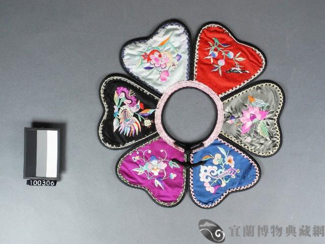 幼兒雲肩藏品圖，第1張