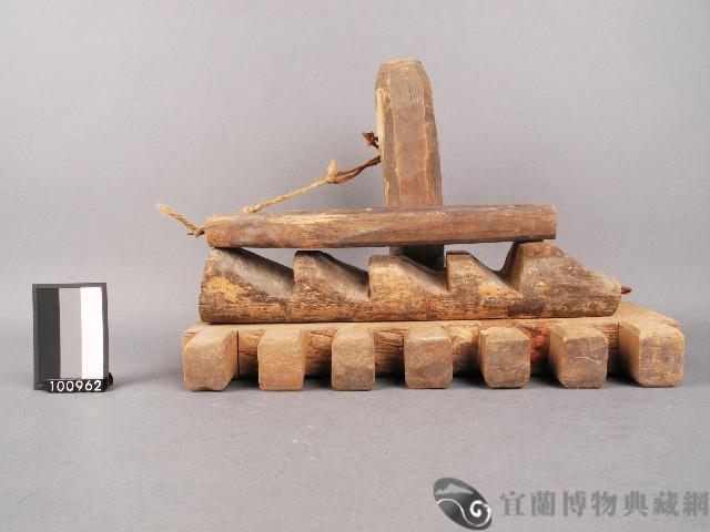 打草鞋工具藏品圖，第1張