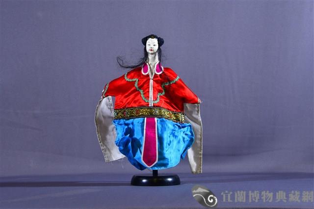 布袋戲偶（雙髻旦）藏品圖，第1張