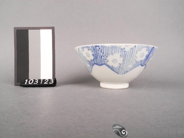 青花花卉紋碗藏品圖，第1張