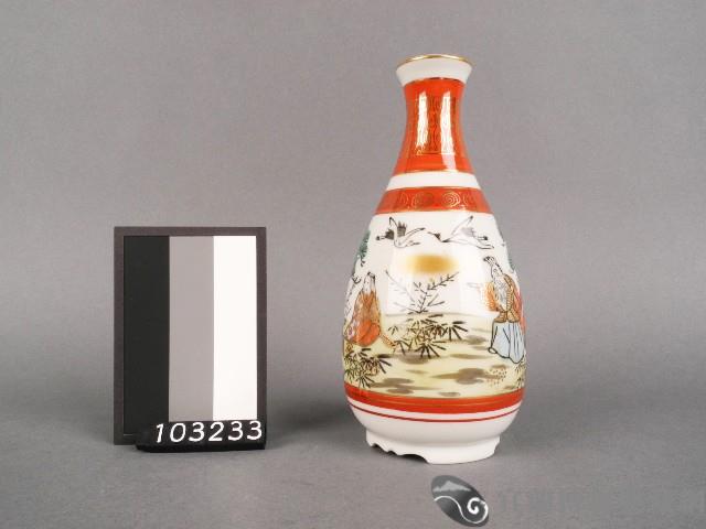 彩繪人物圖酒瓶藏品圖，第1張