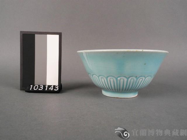 藍彩蓮花紋碗藏品圖，第1張