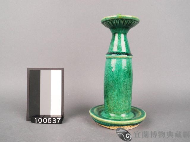 綠釉油燈藏品圖，第1張