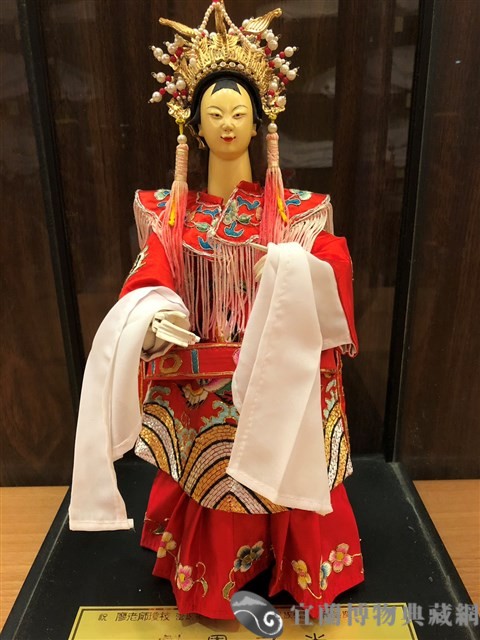 布袋戲偶(齊眉旦)藏品圖，第1張
