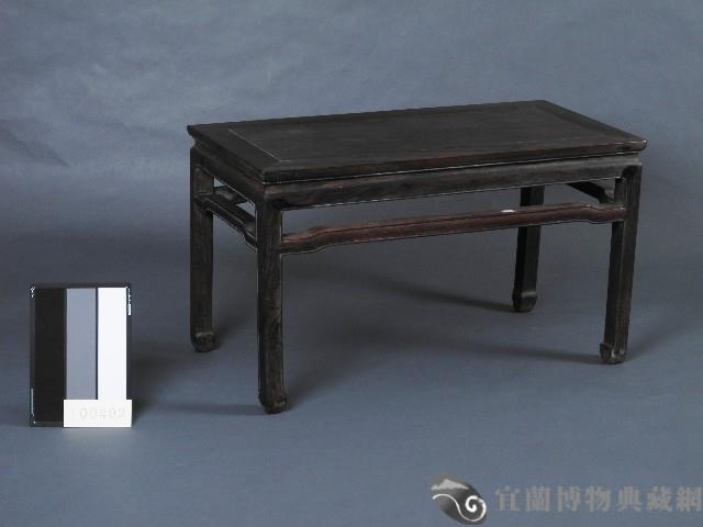 四腳桌藏品圖，第1張