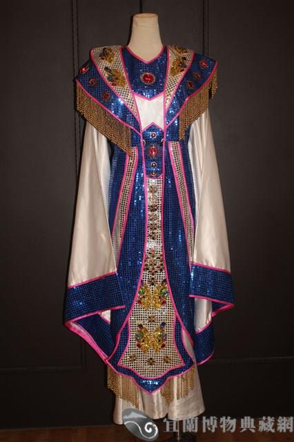 都馬改良帔藏品圖，第1張