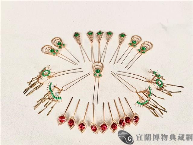 紅綠水鑽大頭珠飾藏品圖，第1張