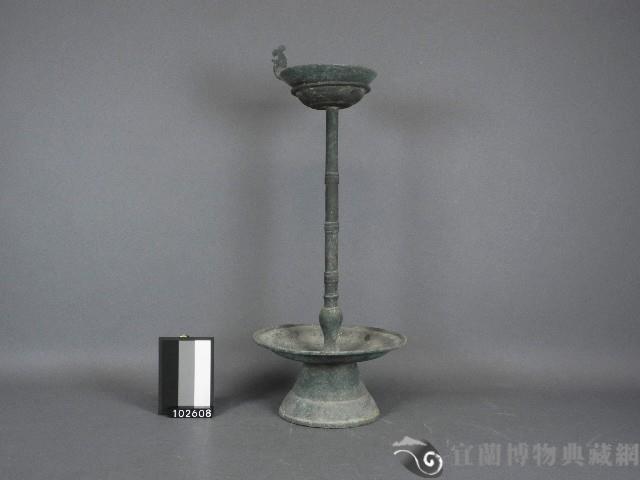 銅製油燈藏品圖，第1張