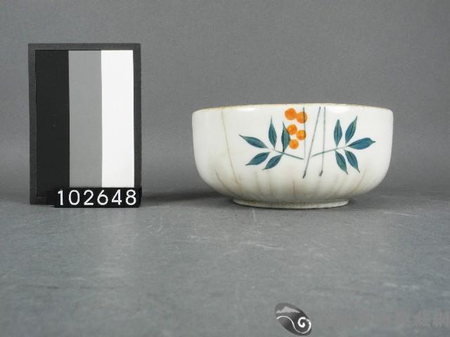 橙藍彩葉紋杯藏品圖，第1張