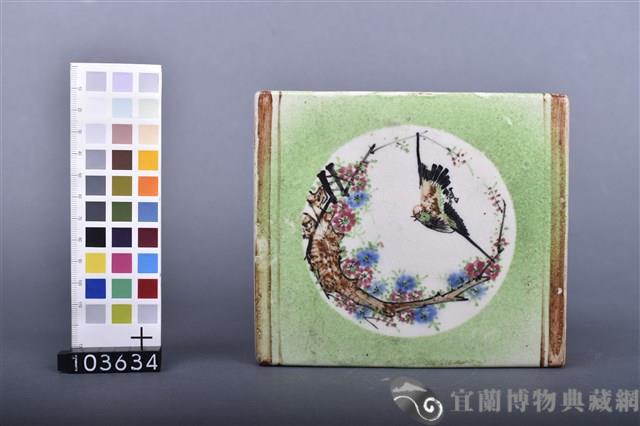 彩繪花蝶鳥紋枕藏品圖，第4張