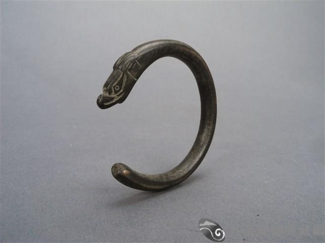 宋仿紅山玉龍銅鉤藏品圖，第4張