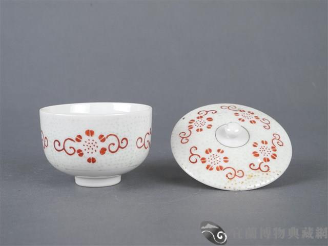 紅彩花卉紋杯藏品圖，第4張