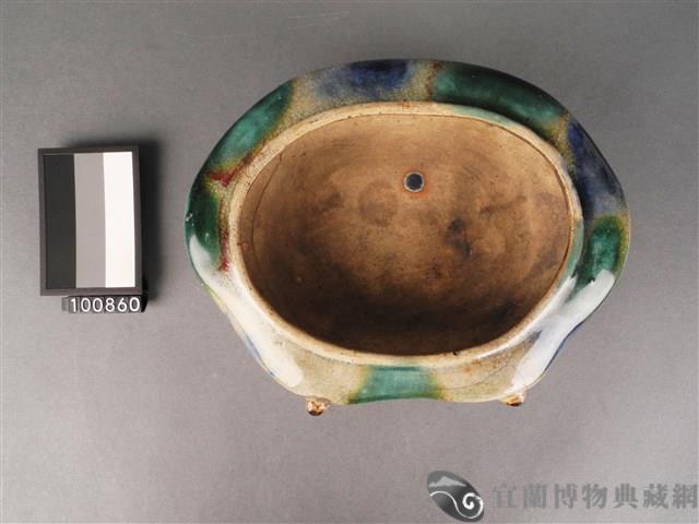 綠釉蟹形水仙盤藏品圖，第5張