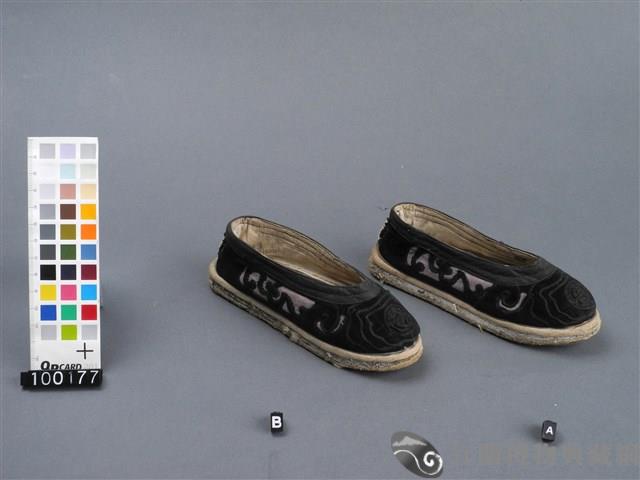 彩繡布鞋藏品圖，第5張