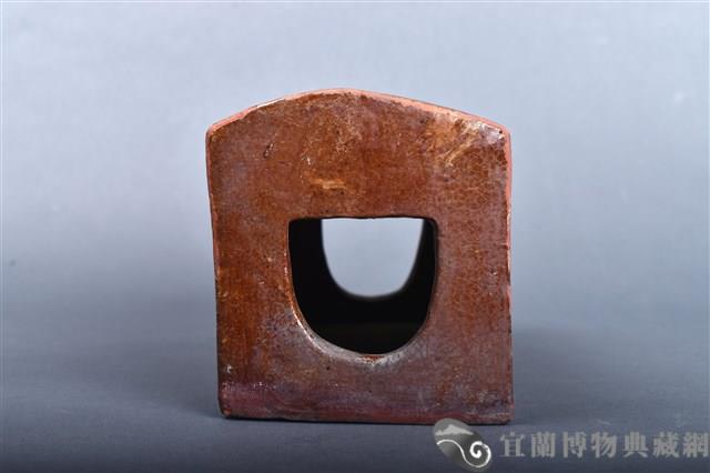 褐釉陶枕頭藏品圖，第5張