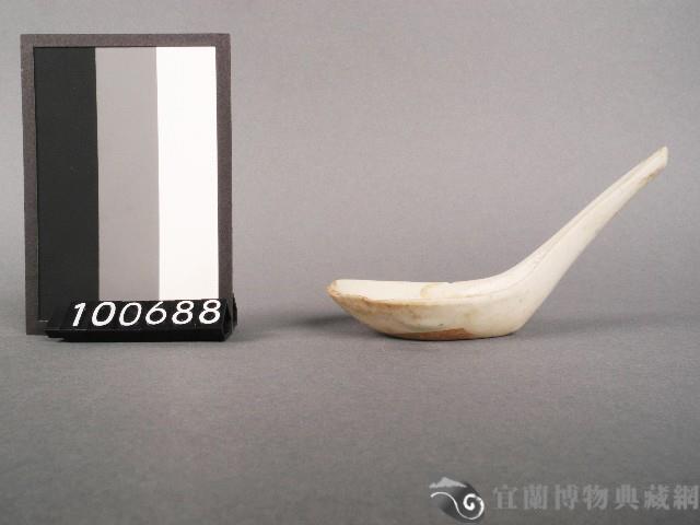 赤釉壽字湯匙藏品圖，第2張