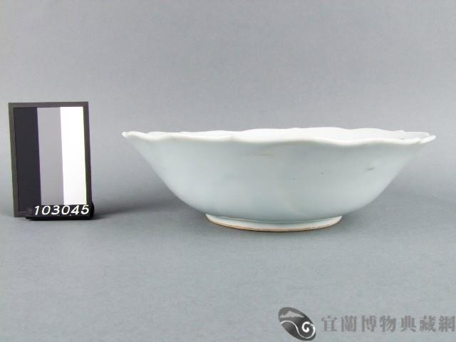 紅綠彩花卉紋碗藏品圖，第2張