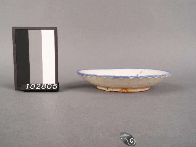 彩繪花卉紋碟藏品圖，第2張