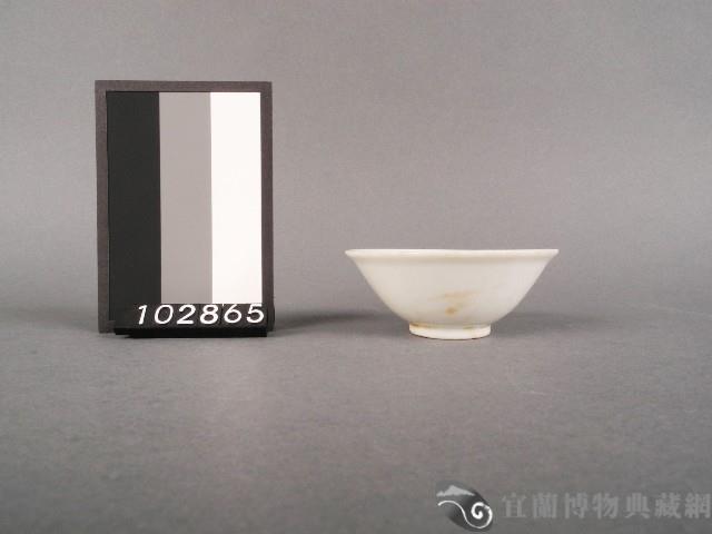 紅彩松鶴紋杯藏品圖，第2張