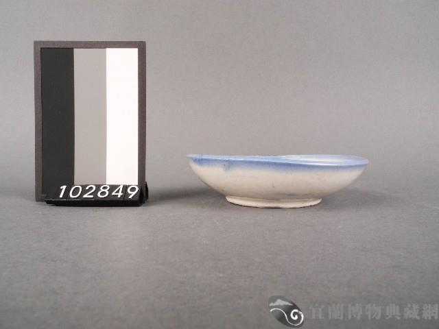 彩繪花卉紋碟藏品圖，第2張