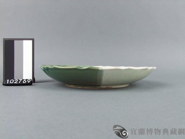 綠地松樹紋盤藏品圖，第2張