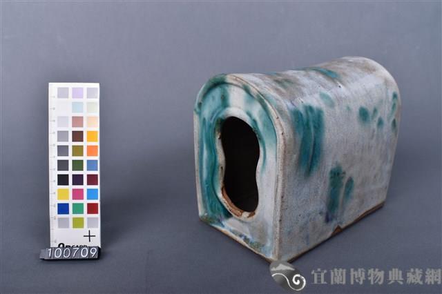 綠釉斑點紋枕頭藏品圖，第2張