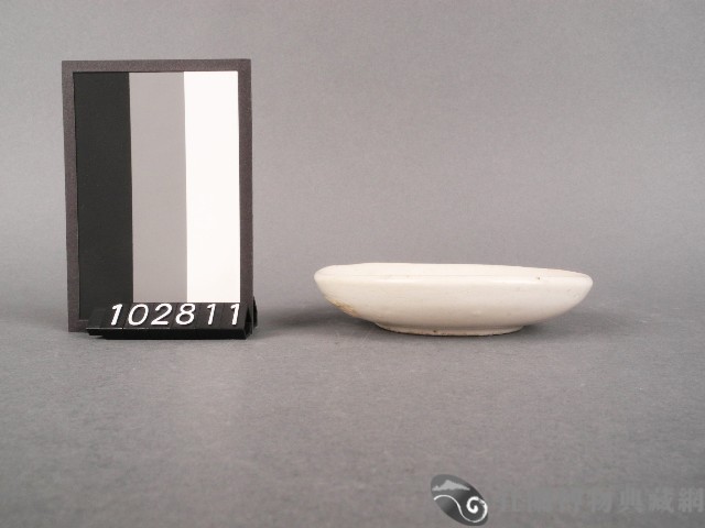 彩繪花卉紋碟藏品圖，第2張