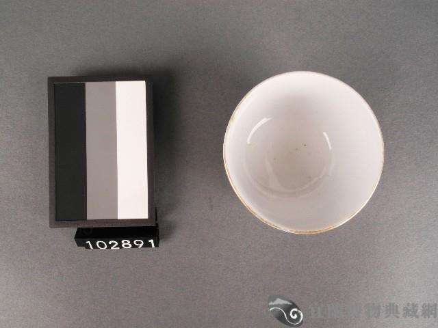 彩繪花卉鶴紋杯藏品圖，第2張