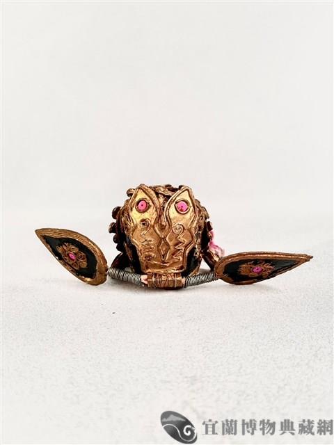 布袋駙馬盔藏品圖，第2張