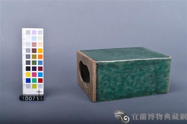 綠釉枕頭藏品圖，第2張