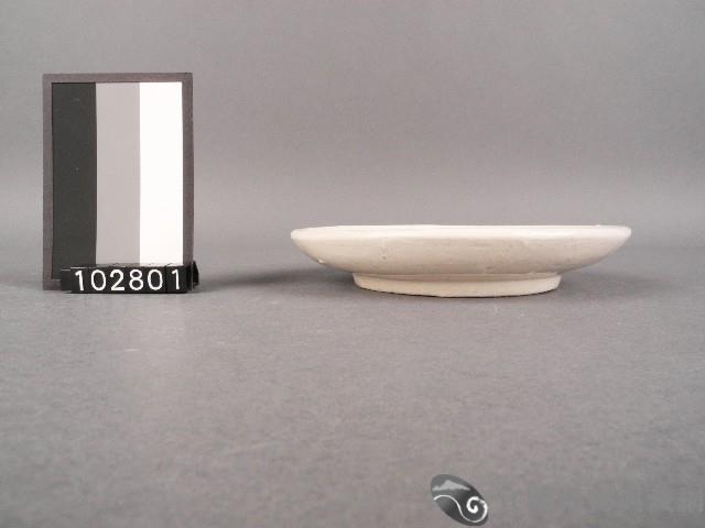 彩繪花卉紋碟藏品圖，第2張