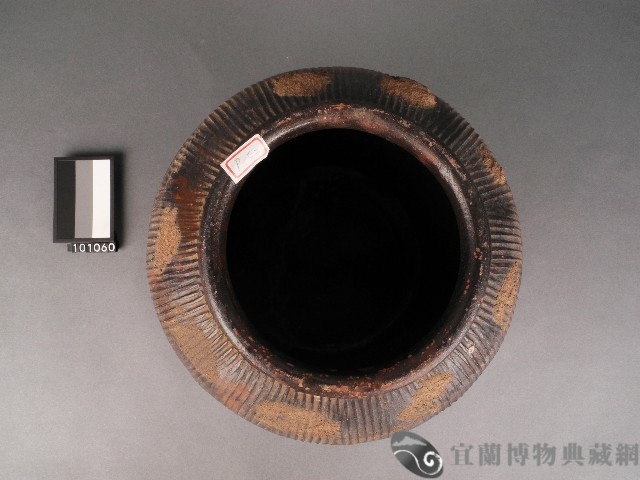 褐釉陶缸藏品圖，第2張