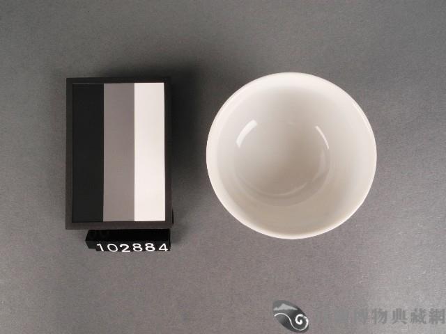 黑紅彩鶴紋杯藏品圖，第2張