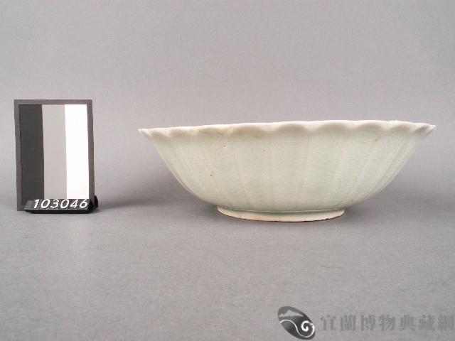 三彩花卉紋碗藏品圖，第2張