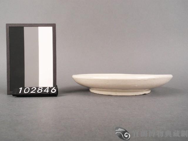 赤綠彩花卉紋碟藏品圖，第2張