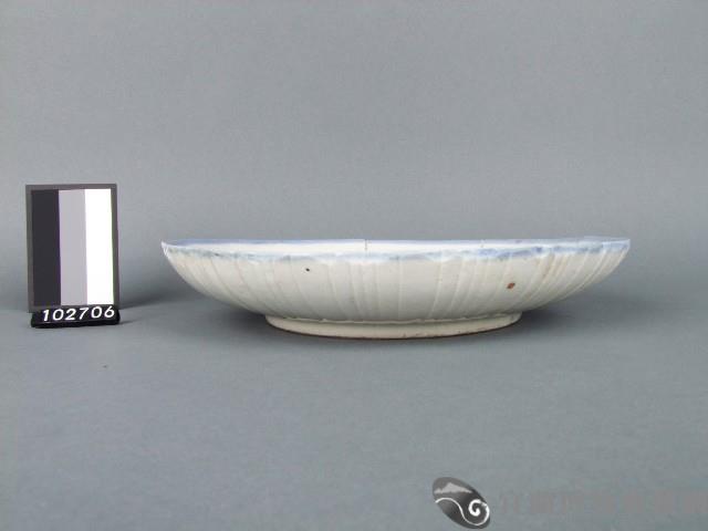 彩繪花卉紋盤藏品圖，第2張