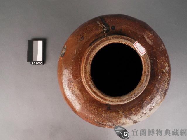 赤釉平頸壺藏品圖，第2張