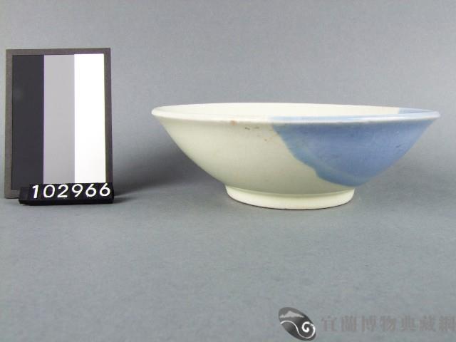 紅綠彩桃果紋碗藏品圖，第2張