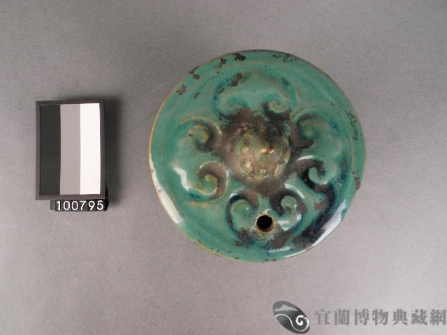 綠釉油燈藏品圖，第2張