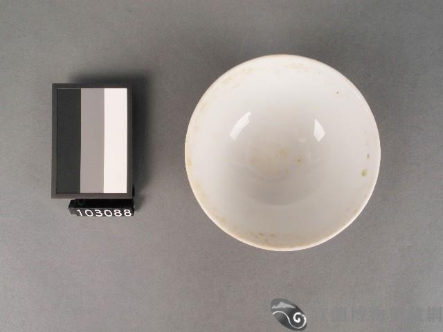 黃金釉彩繪花卉鶴紋碗藏品圖，第2張