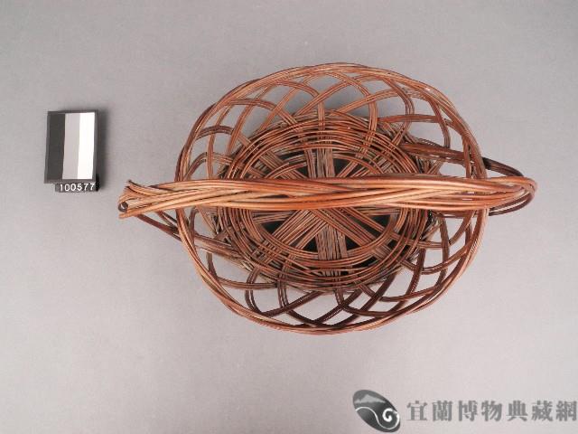 芒枝編提籃藏品圖，第2張