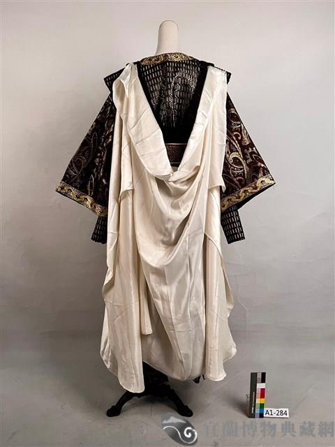 茶色武打裝藏品圖，第2張