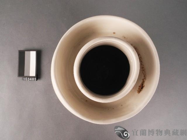 白釉豬油罐藏品圖，第2張