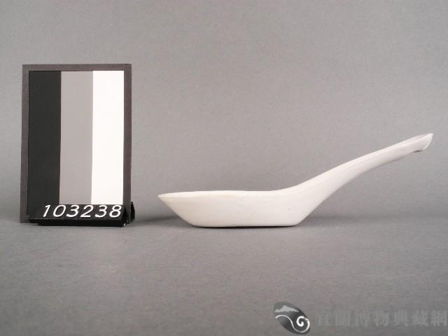 紅彩人物紋湯匙藏品圖，第2張