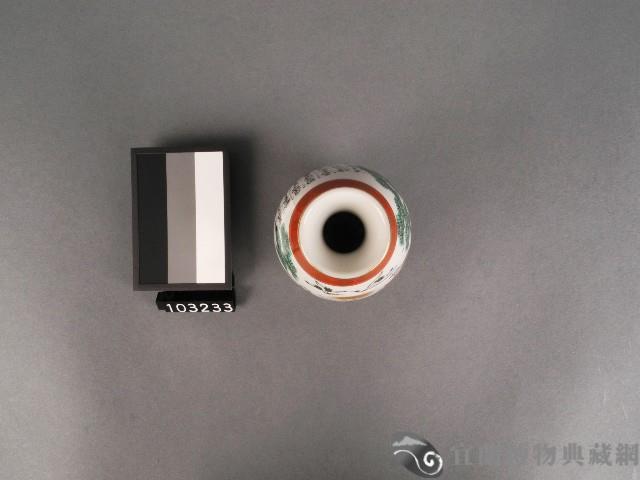 彩繪人物圖酒瓶藏品圖，第2張