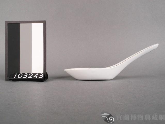 紅綠彩宮燈紋湯匙藏品圖，第2張