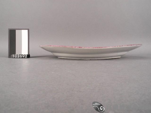 金紅彩雙魚紋盤藏品圖，第2張