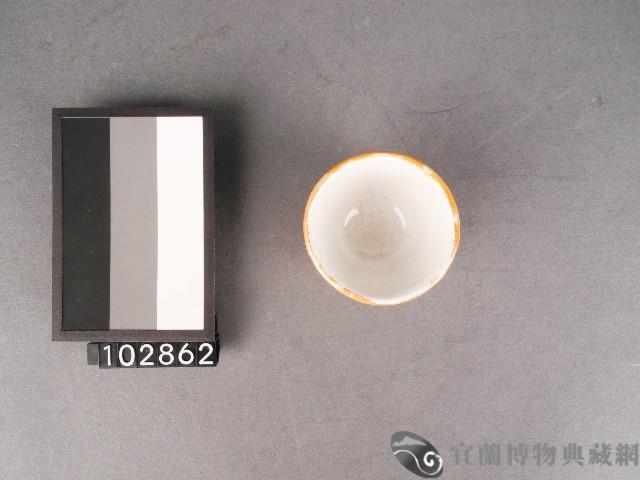 黃金釉杯藏品圖，第2張
