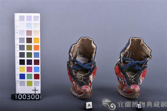 三寸金蓮藏品圖，第2張